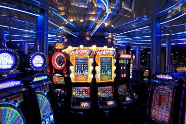fuji18 slot mobile gaming